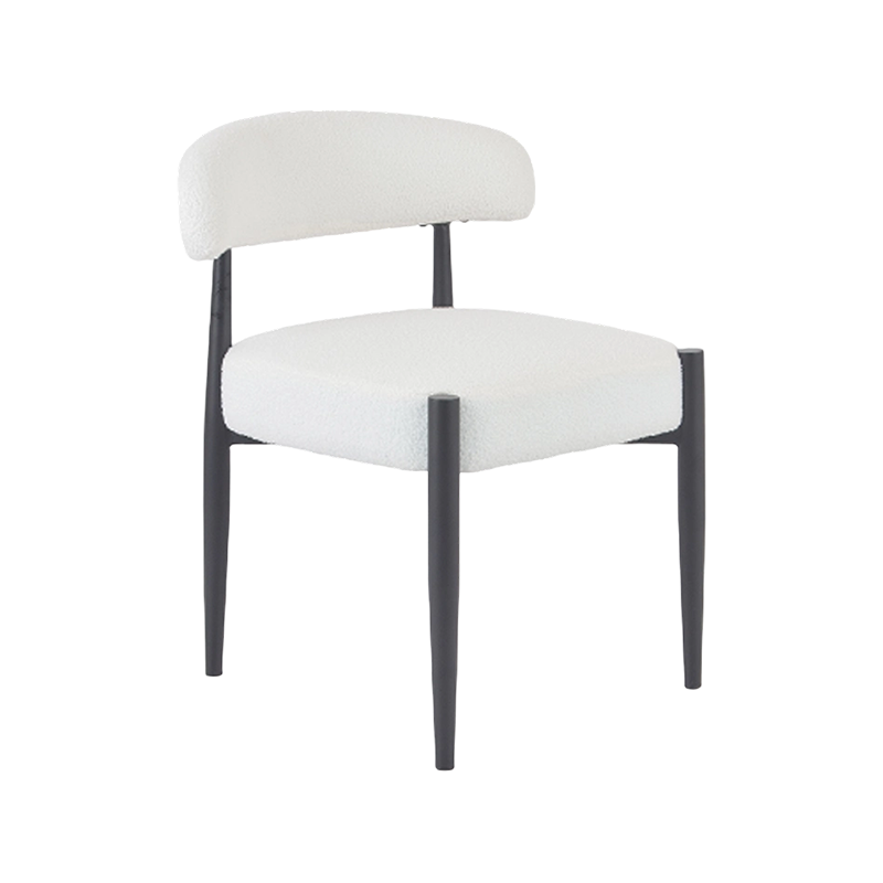 Chaise de salle à manger en tissu peluche Teddy avec pieds noirs KD et profil de siège rembourré